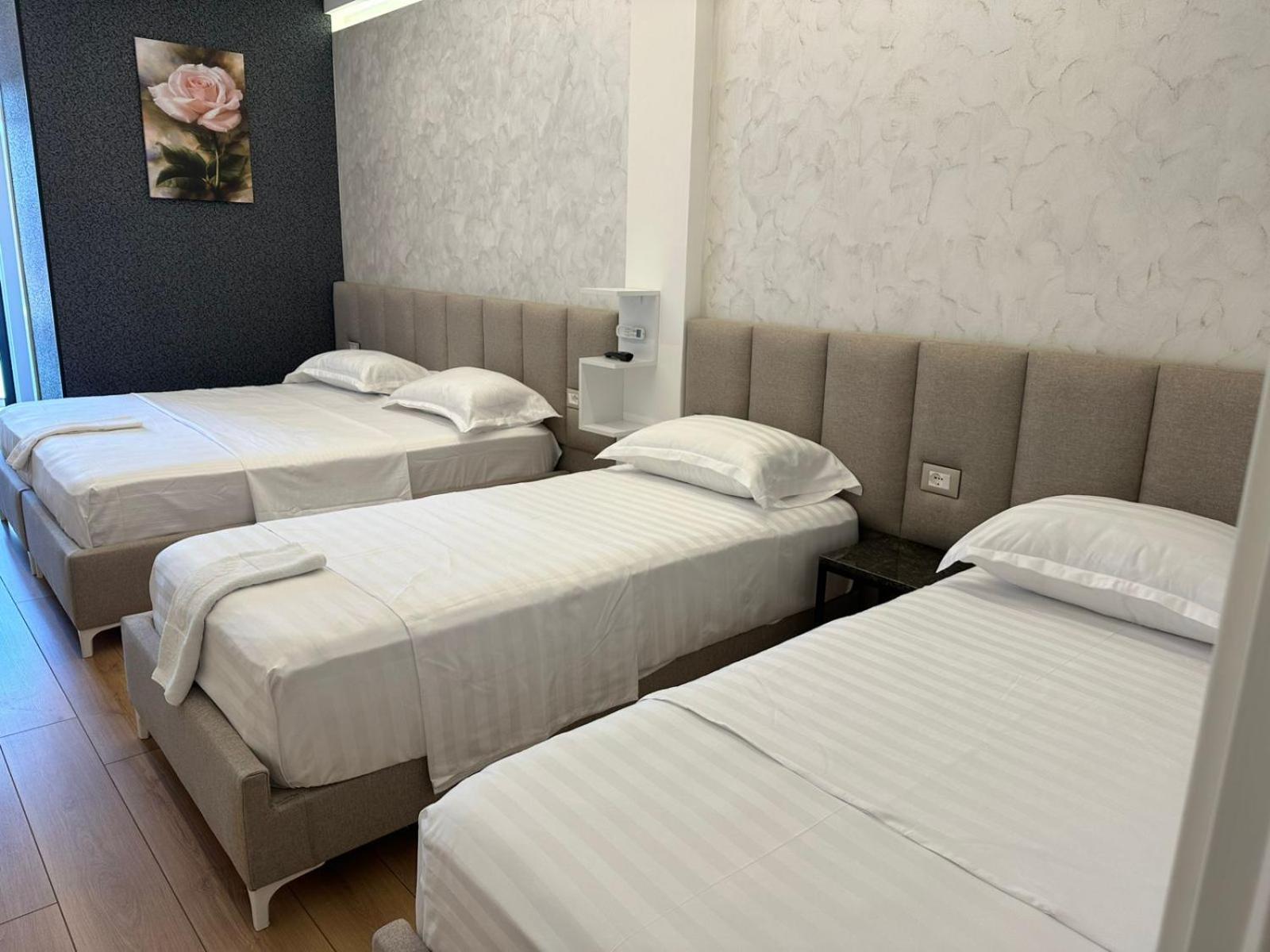 Hotel Europa Kruje Ngoại thất bức ảnh
